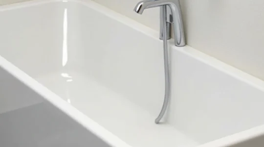 remplacement-baignoire-en-hlm-demarches-et-droits