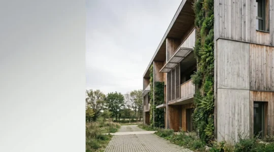 Vision architecturale moderne d'un bâtiment durable intégrant des matériaux biosourcés dans un environnement français contemporain